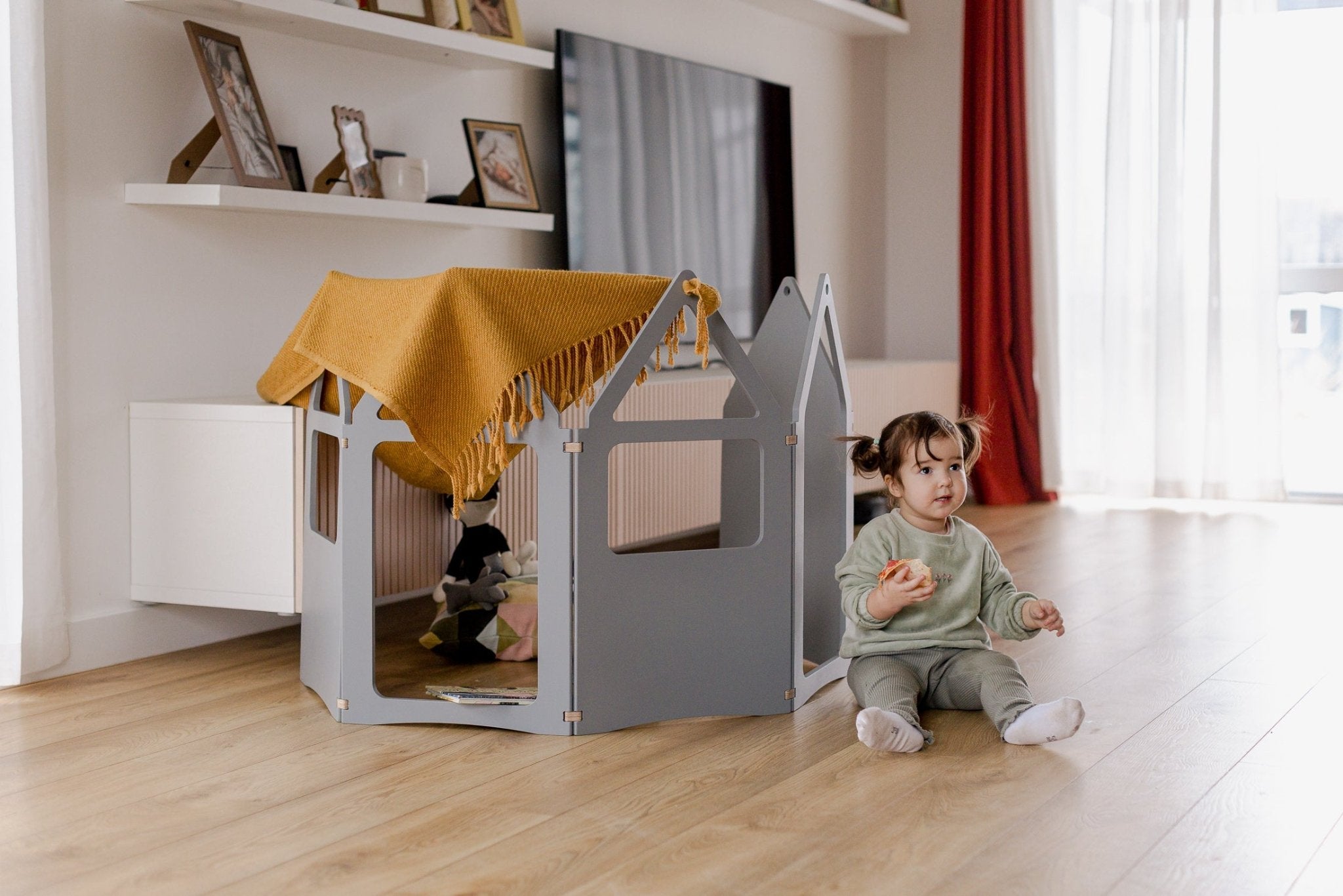 ZigZag house | Honey glaze - Duck Woodworks