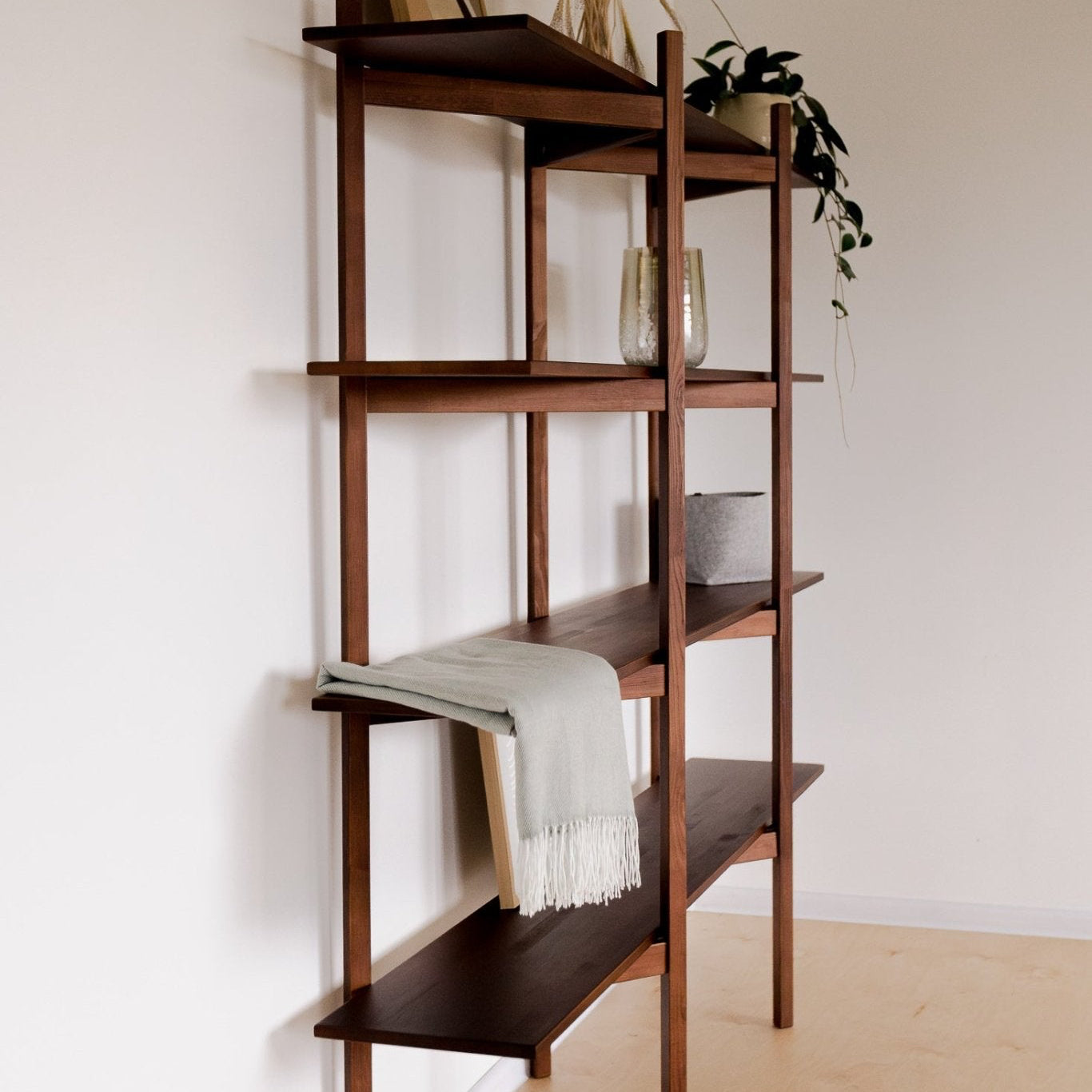 Mid Century Modern Bookcase | simple - Duck Woodworks