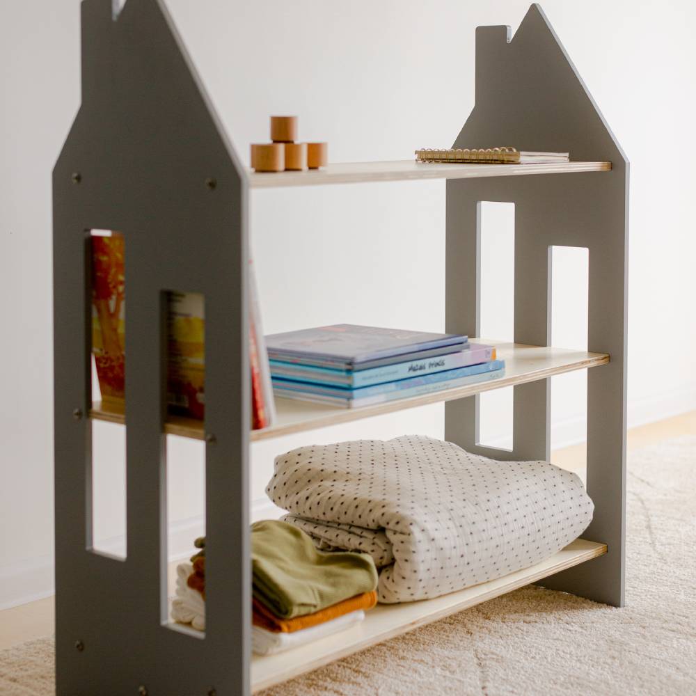 House shaped shelve - Duck Woodworks