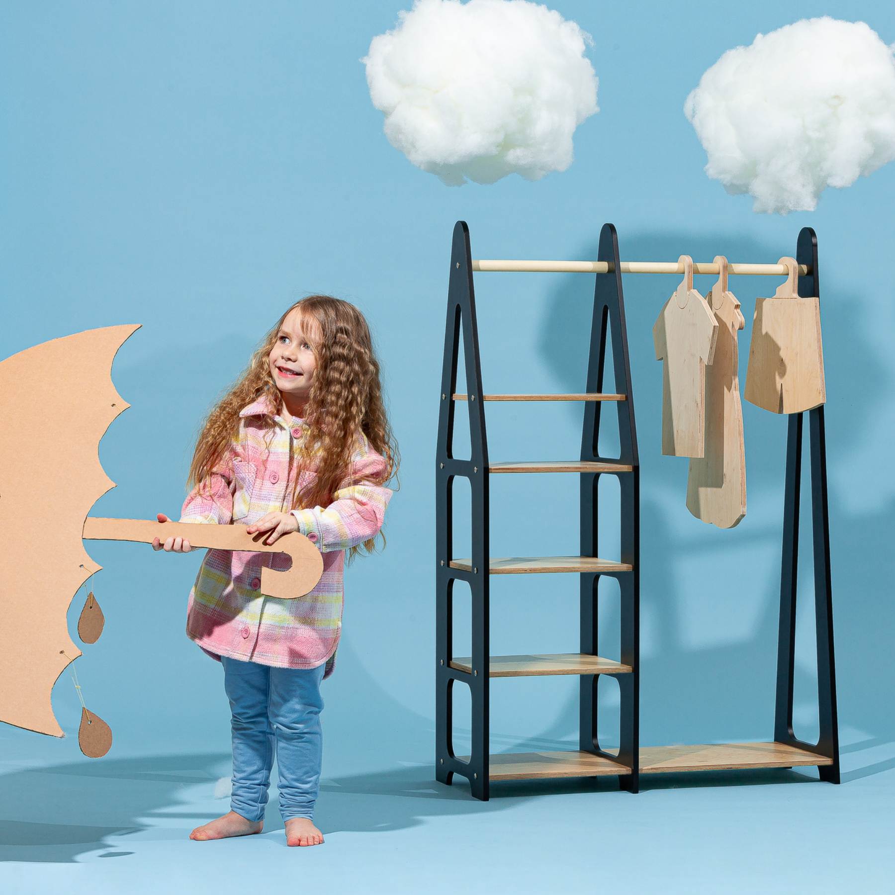 Clothing Rack with shelves on the side - Duck Woodworks