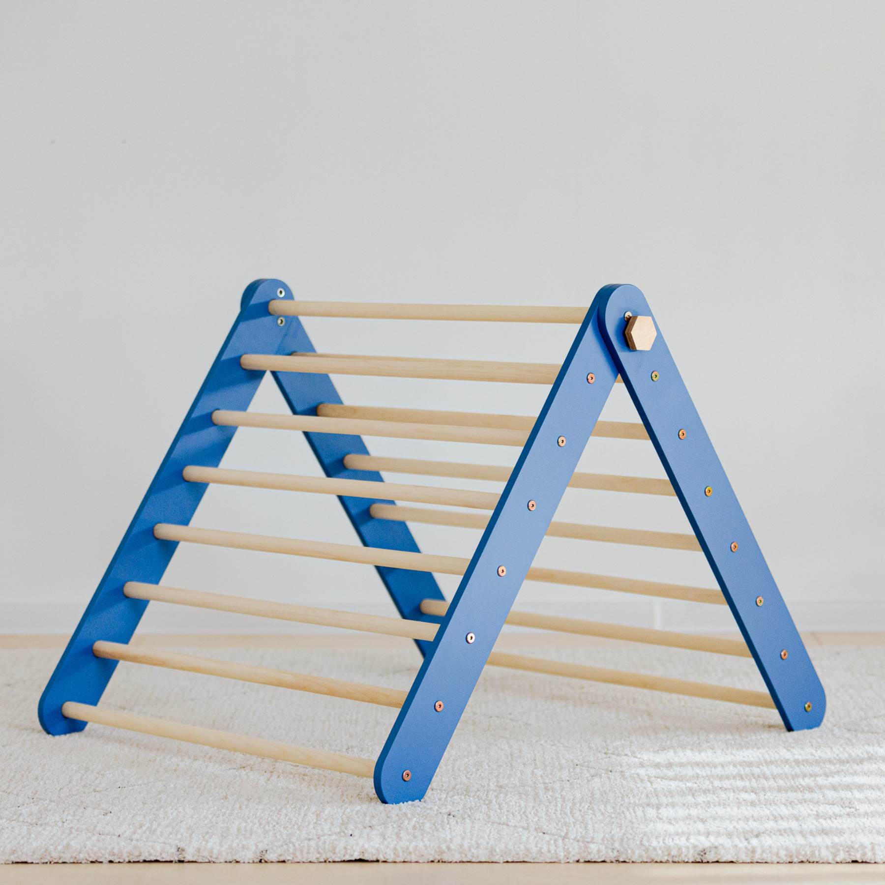 Climbing Triangle - Duck Woodworks