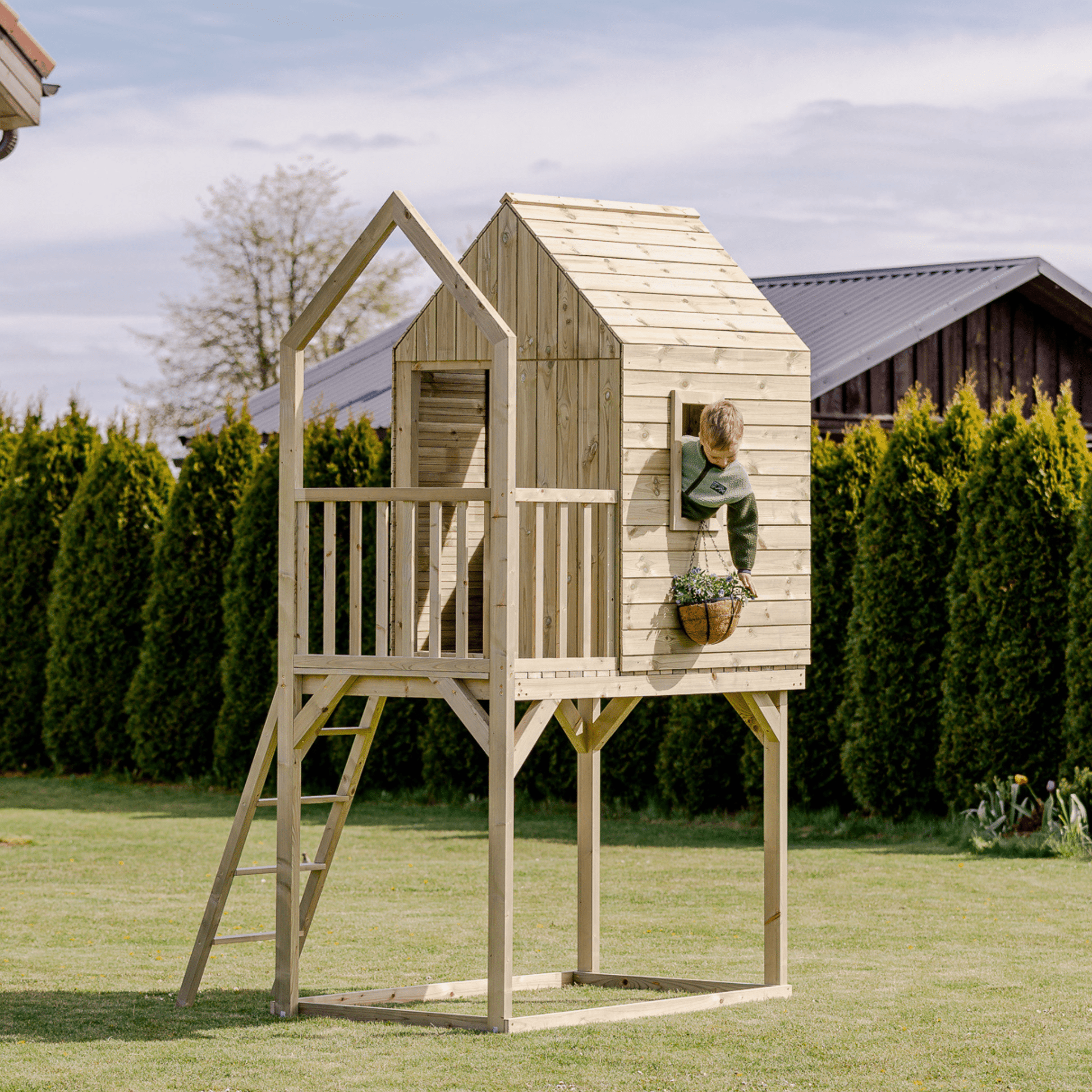 XL Duck House - Duck Woodworks