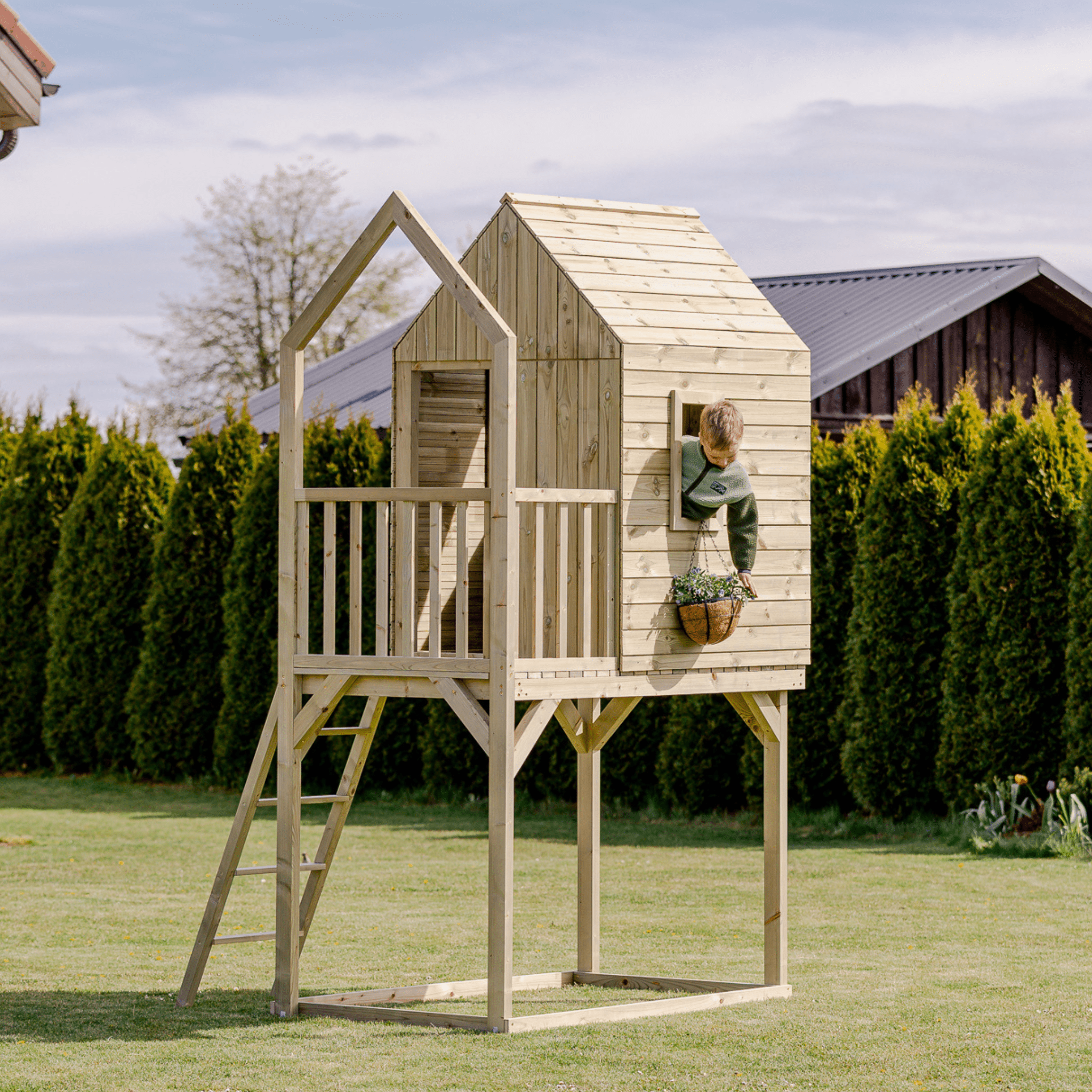 XL Duck House - Duck Woodworks