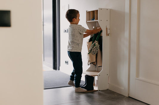 Armoire de rangement pour vêtements d'extérieur d'enfants – Structure robuste en bois